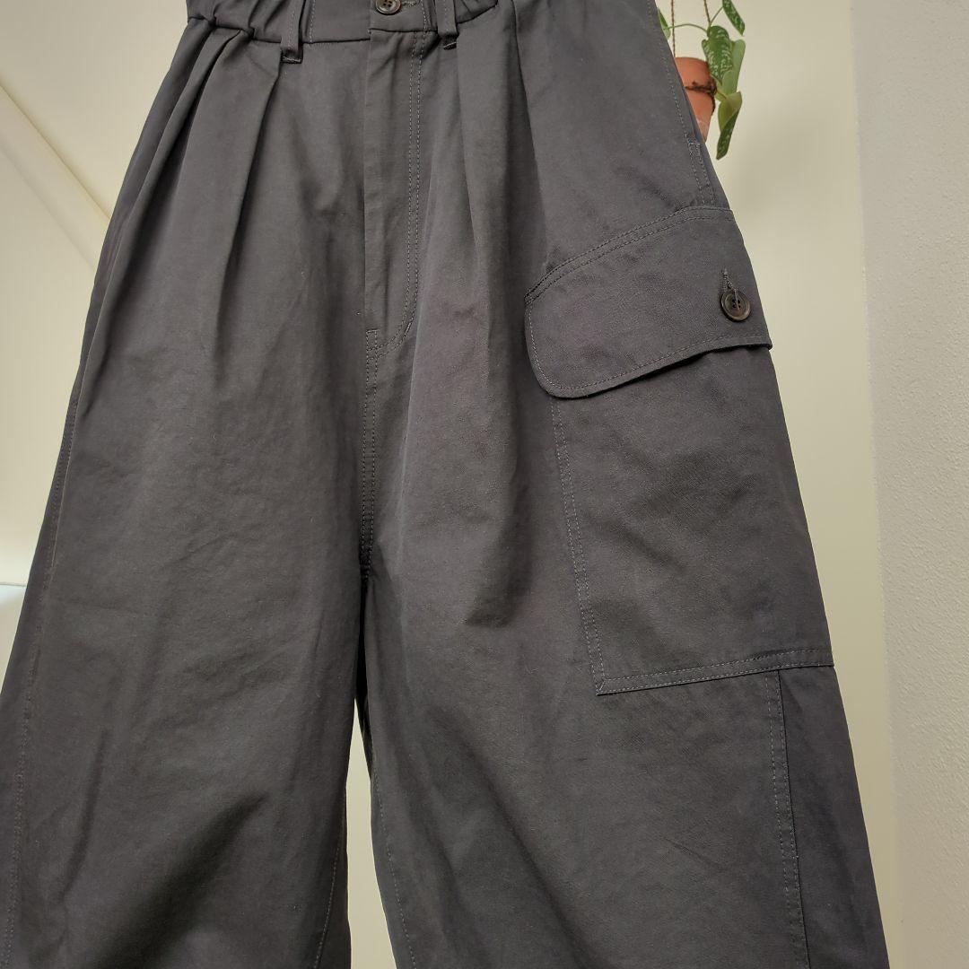 新品　tumugu　ワイドテーパードパンツ