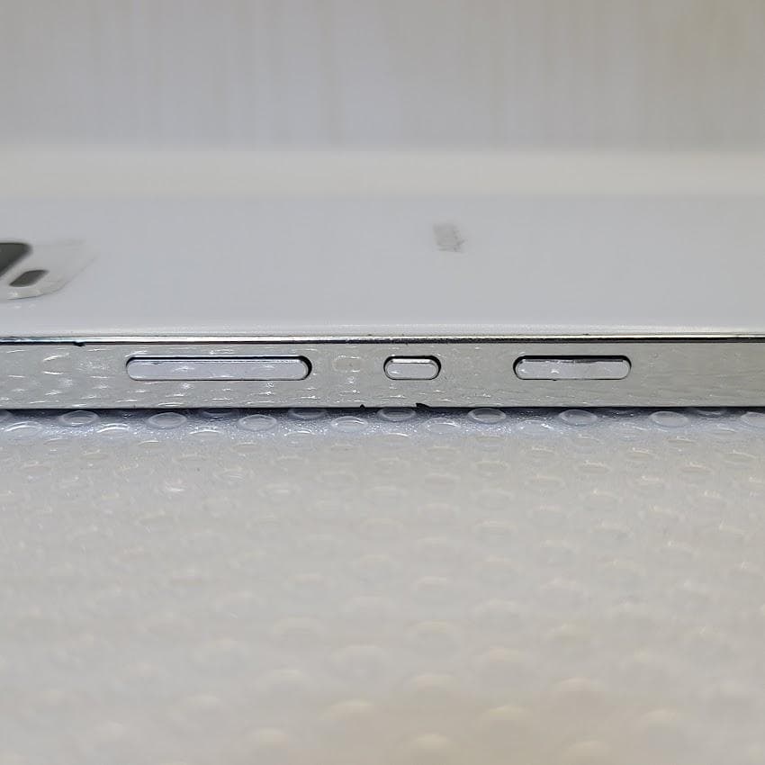 AQUOS zero6 ■ 8GB/128GB / SHG04 ※訳アリ