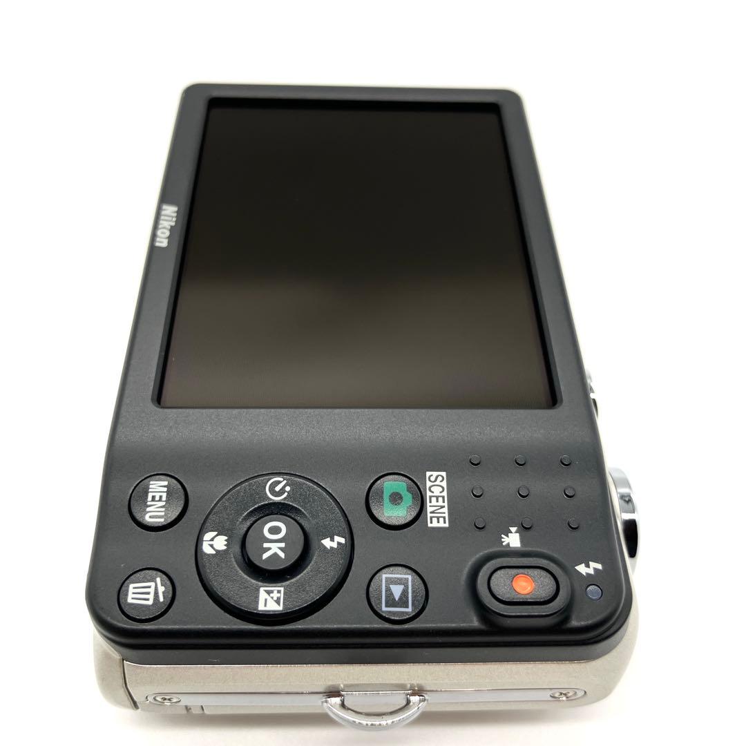 希少美品 Nikon ニコン COOLPIX クールピクス L28 単三電池使用