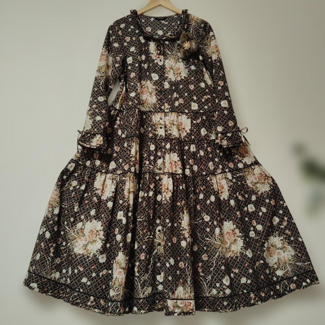 ♡うさぎコサージュ付き♡ 美品ピンクハウス　ロングワンピース