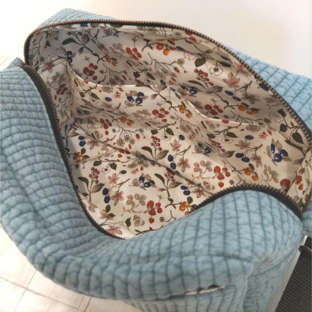 YONA様　スクエアショルダーバッグ　ヌビキルト(シルバーグレー、フォグブルー)