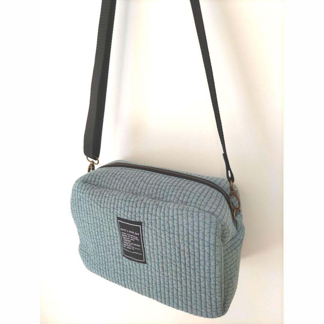 YONA様　スクエアショルダーバッグ　ヌビキルト(シルバーグレー、フォグブルー)