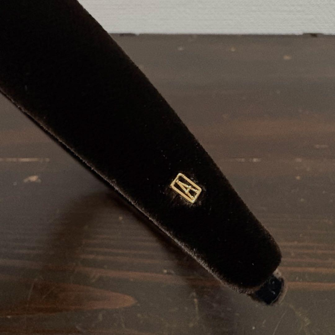 新品 ALEXANDRE DE PARIS HEADBAND ベロア です♩