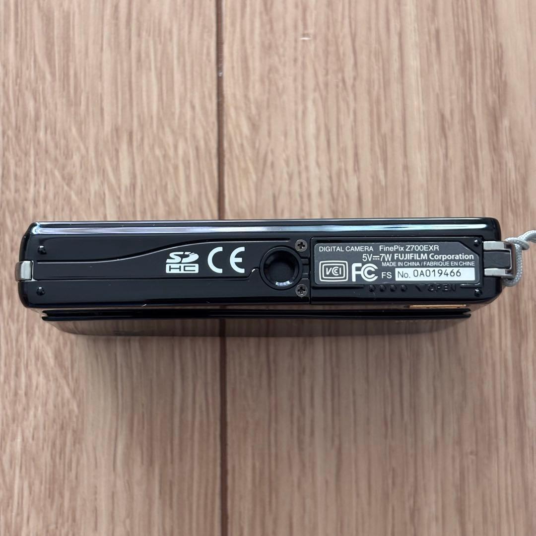 FUJIFILM FINEPIX Z700EXR デジカメ ブラック