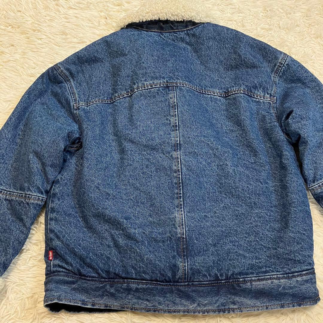 【新品タグ付き】Levi's シェルパ フライトジャケット