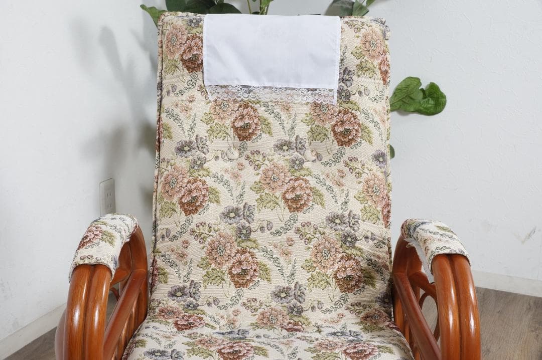 アジアンテイスト　高級籐　ギア回転リクライニング座椅子