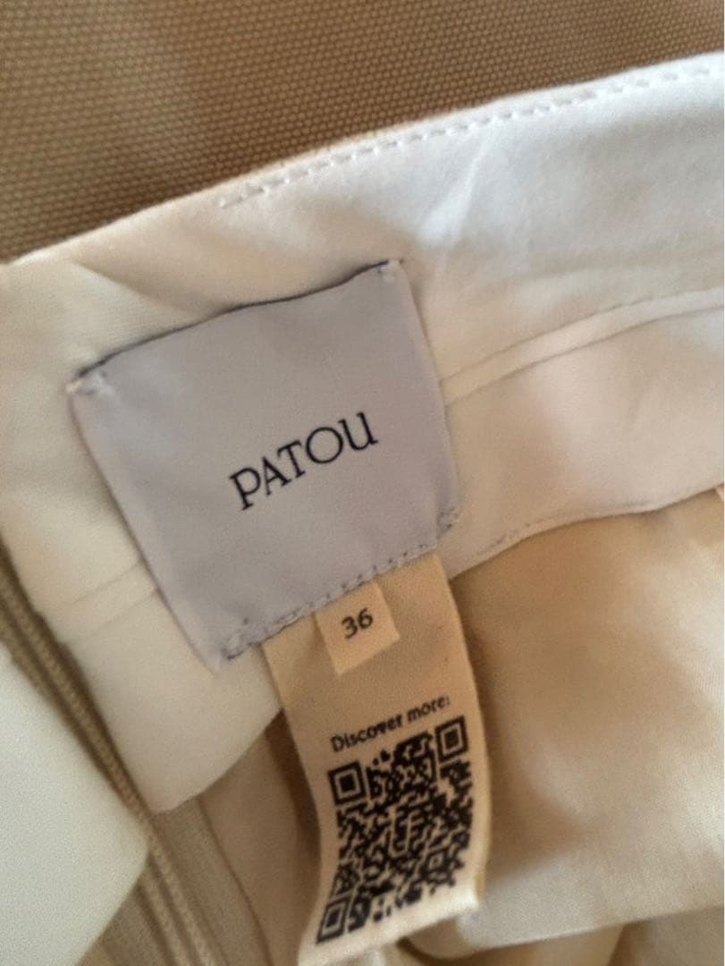 PATOU パトゥ　ショートパンツ　36