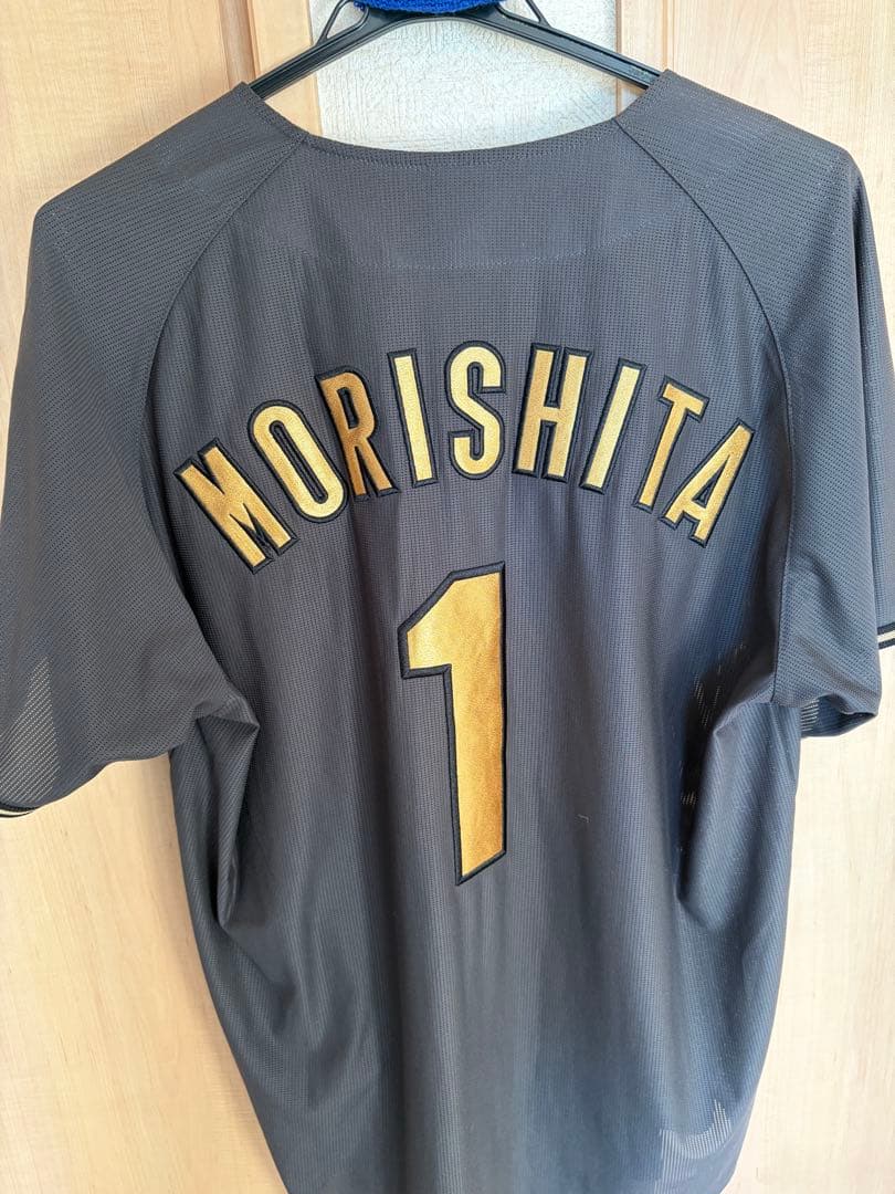 ぱ*ん様 阪神タイガース　ブラックダイナマイトユニフォーム　森下翔太　Lサイズ