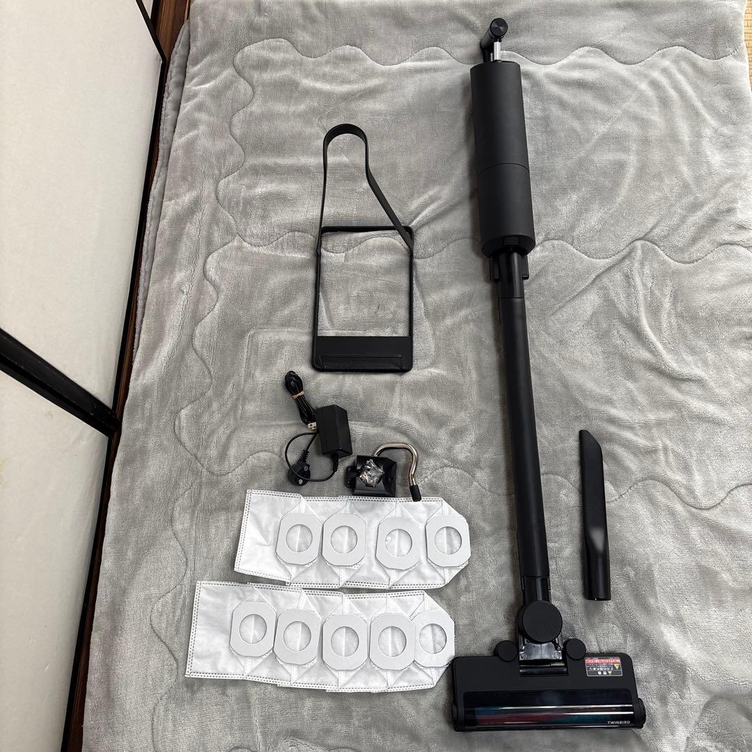 ツインバード ブラック TC-E264B 掃除機　コードレス