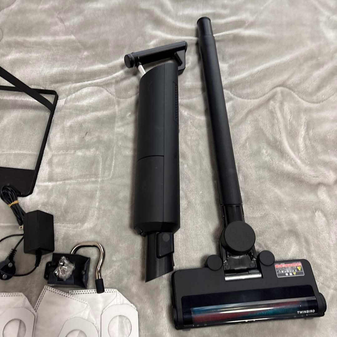 ツインバード ブラック TC-E264B 掃除機　コードレス