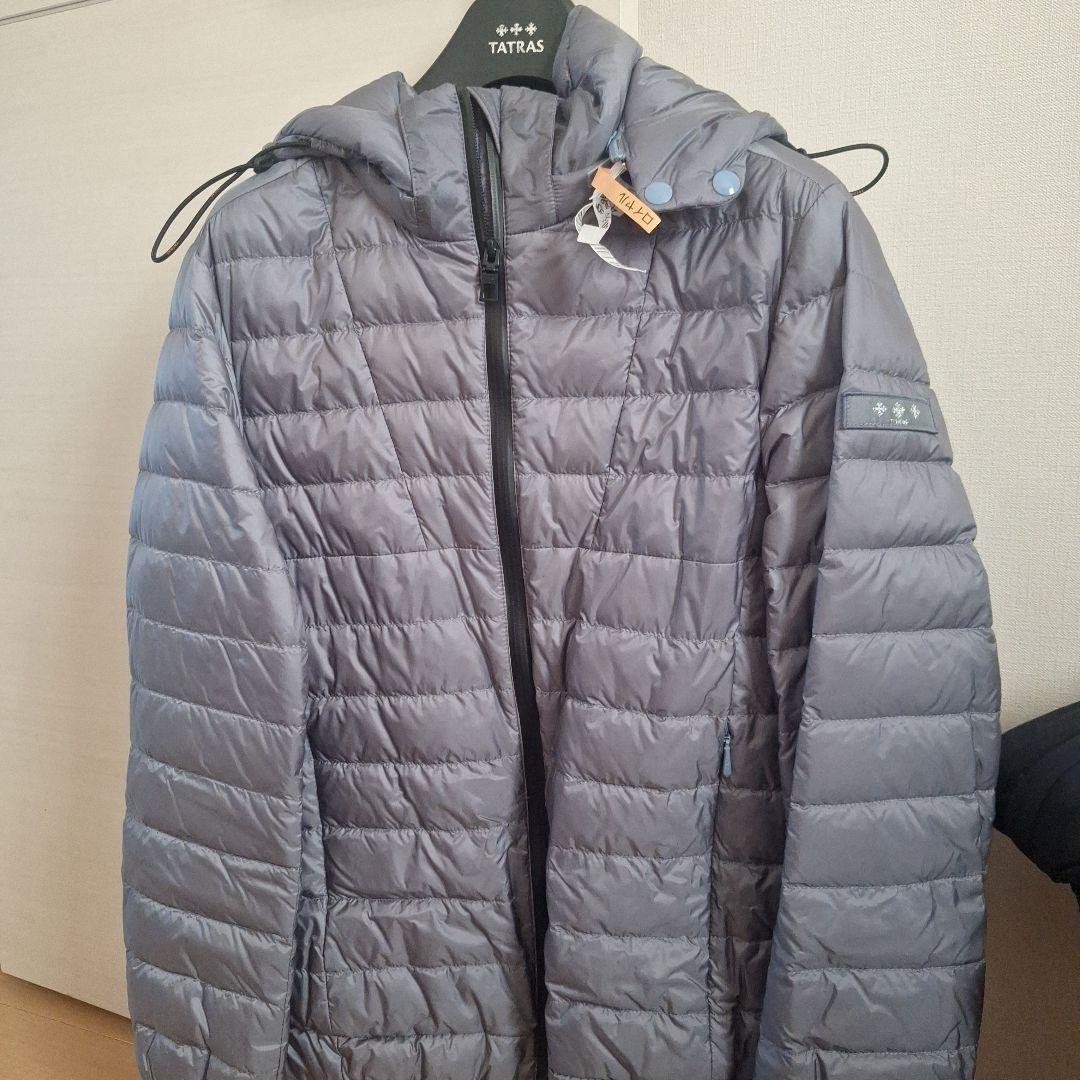 タトラス　ライトダウンジャケット