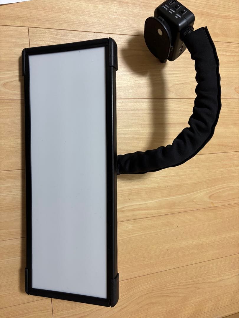 コードレスポータブルライト　デントリペア　ELIM A DENT