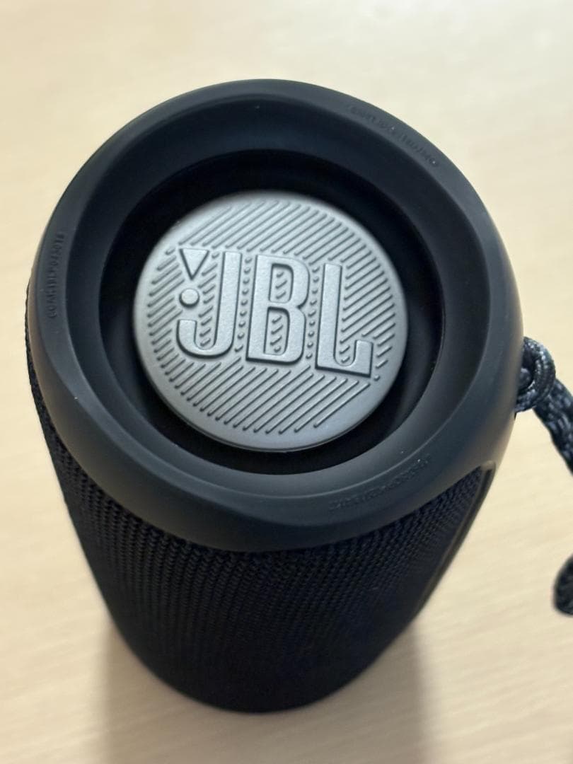 未使用品　JBL FLIP5 ワイヤレススピーカー