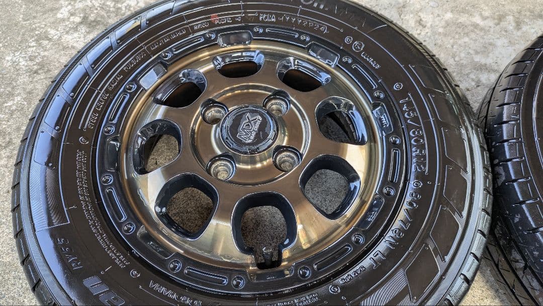 マッドクロス　グレイス　4本セット 145/80R12 6PR　中古　軽バン