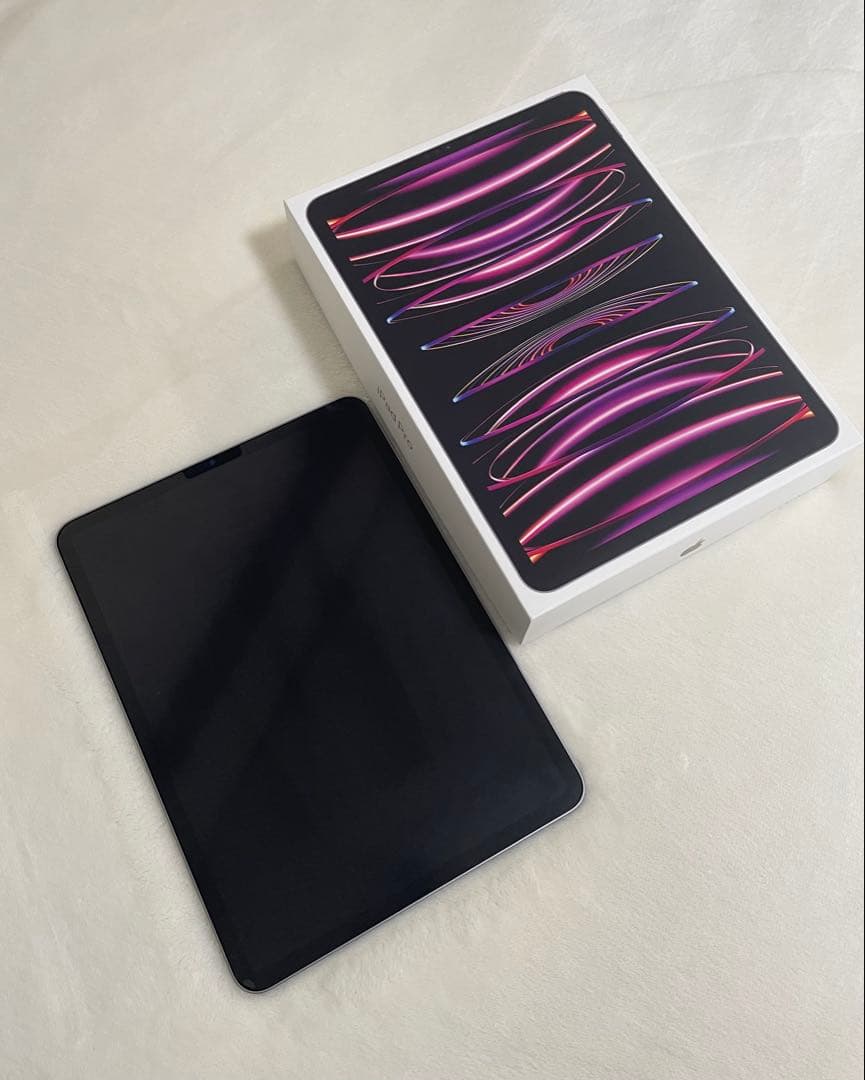 iPad Pro 11インチ 第4世代　箱、充電器つき