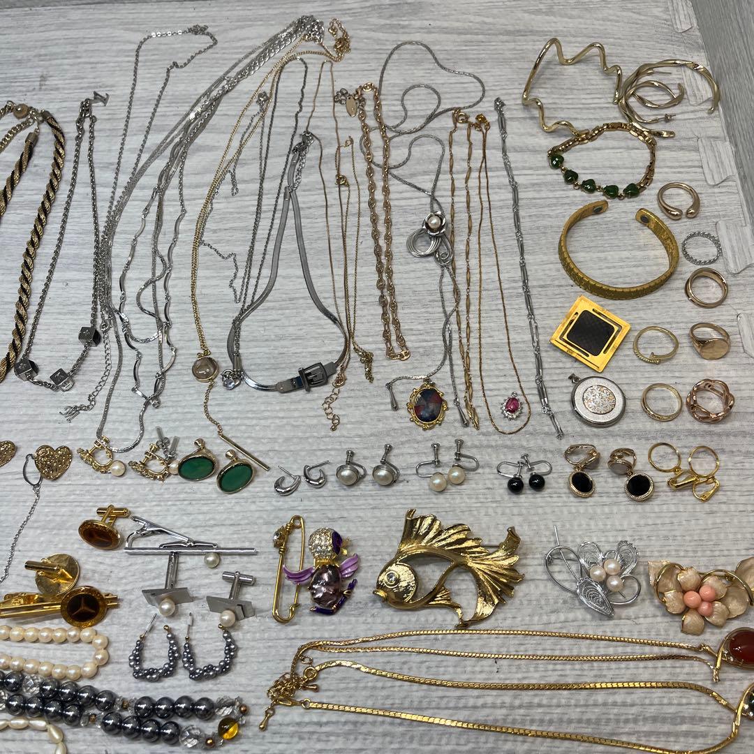 アクセサリー　タイピン・カフス　まとめ売り