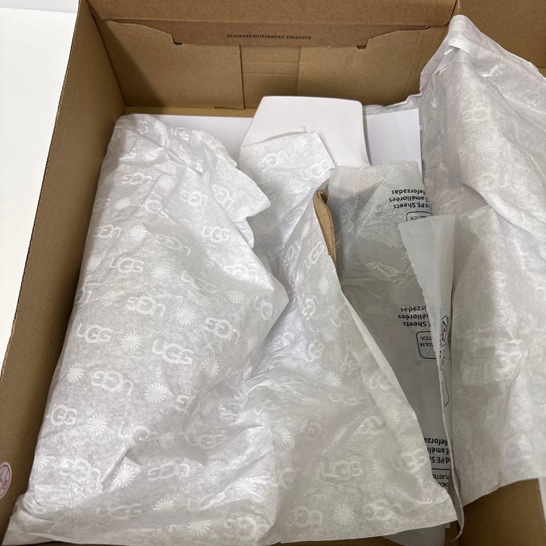 UGG クラシックウルトラミニ　プラットフォーム 黒 US6 JP23.0