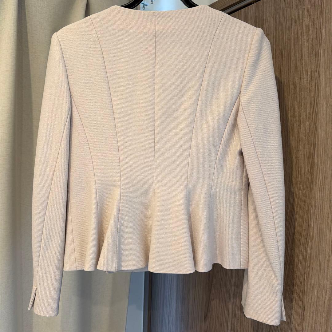 ご*多様 超美品 クリーニング済 anayiノーカラージャケット ヌードベージュ