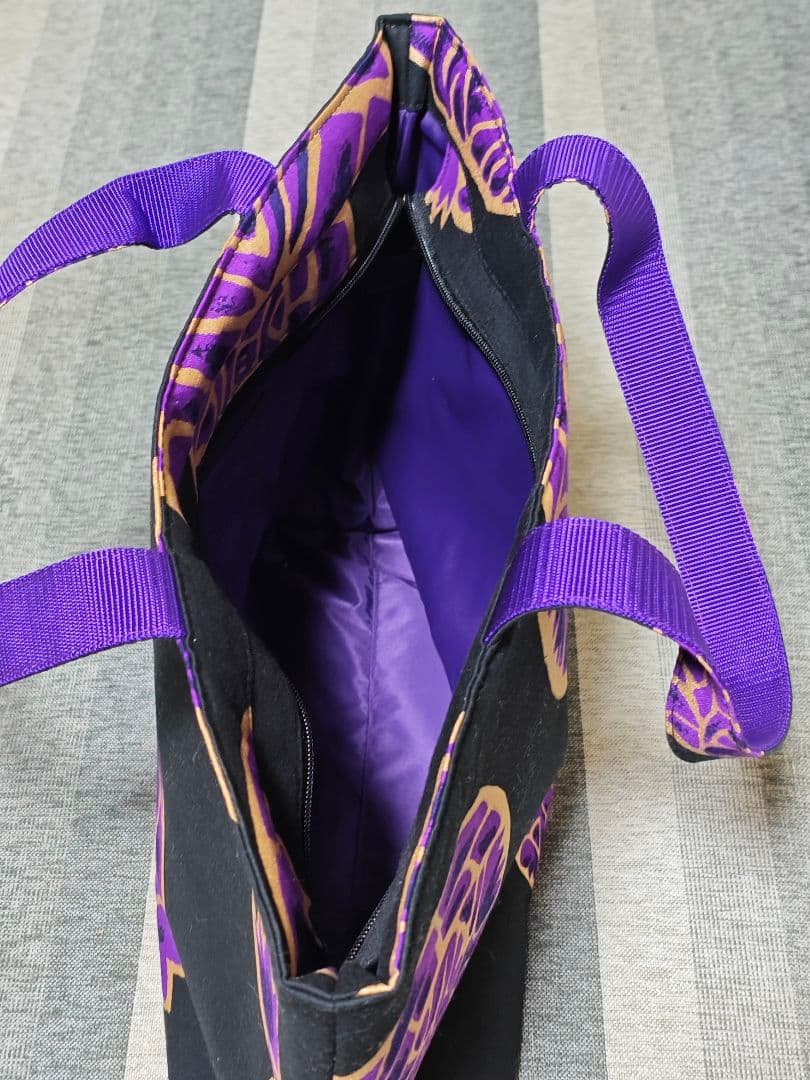 [新品未使用]キーヤンのウマの額縁 トートバッグ ステッカー おまけ