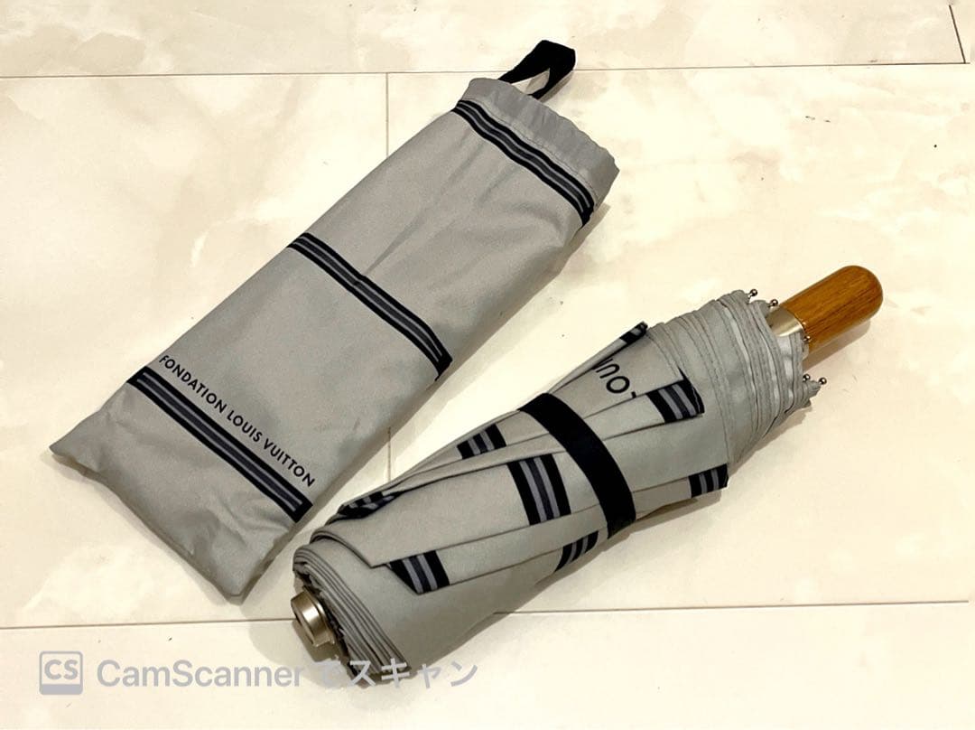 ルイヴィトン louis vuitton フォンダシオン 美術館 折りたたみ傘