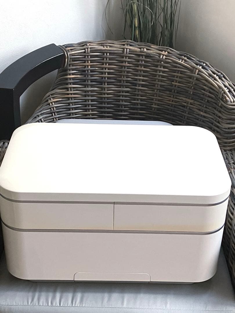 未使用★サキナ購入価格35万★美顔器ビジュー