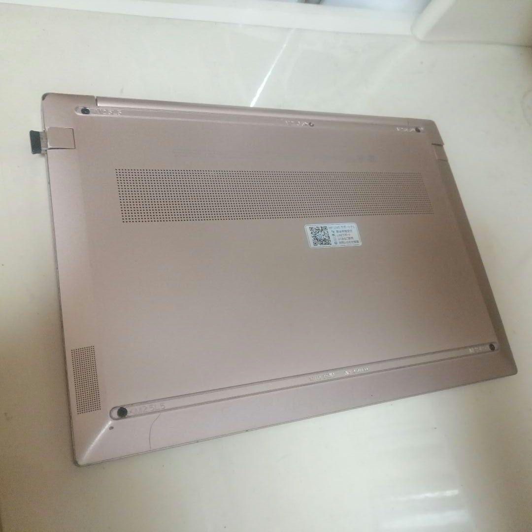 ノートPC　hp pavilion aero 13-be2007au