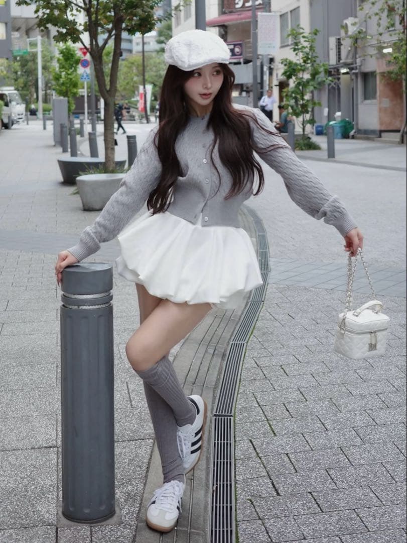 新品・未開封♡Darich♡ボリュームバルーンミニスカート　(WHT・FL)