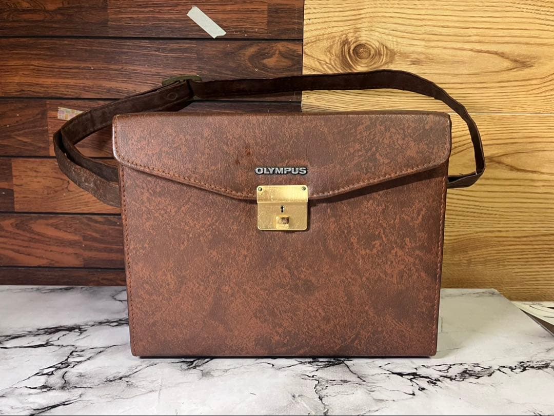 Olympus OM-1 フィルムカメラ レンズ付き