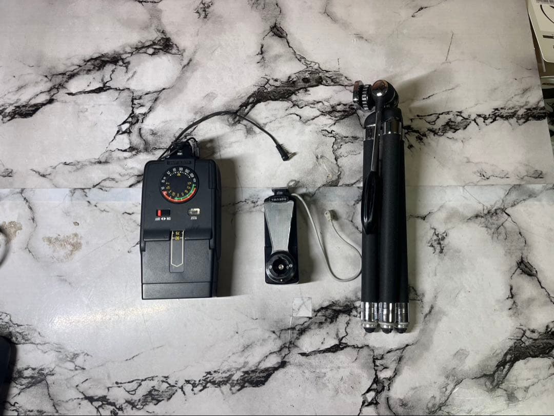 Olympus OM-1 フィルムカメラ レンズ付き