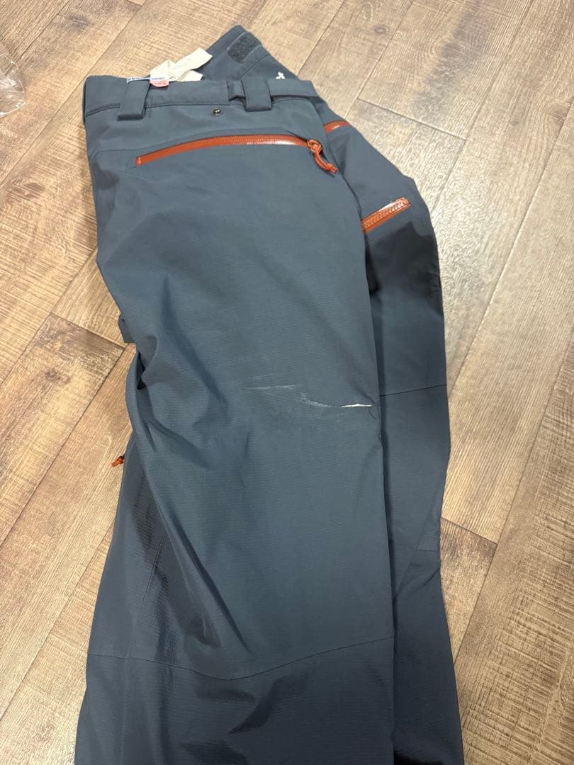 FLYLOW スキーウェア上下セット