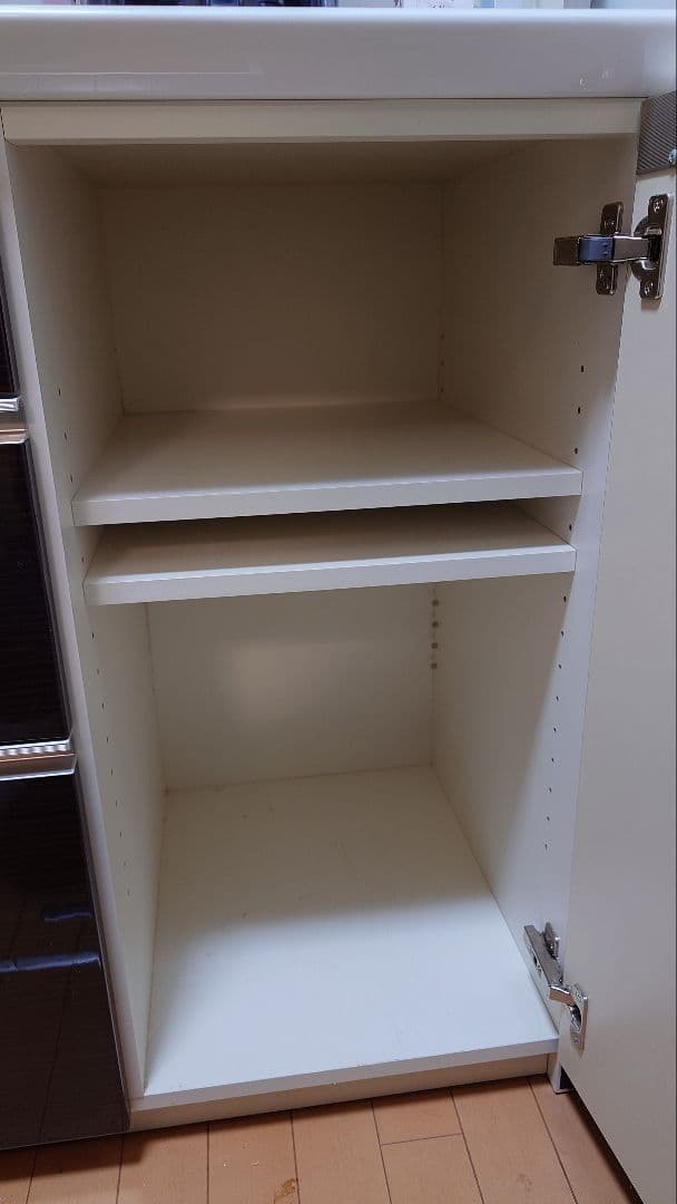 パモウナ食器棚