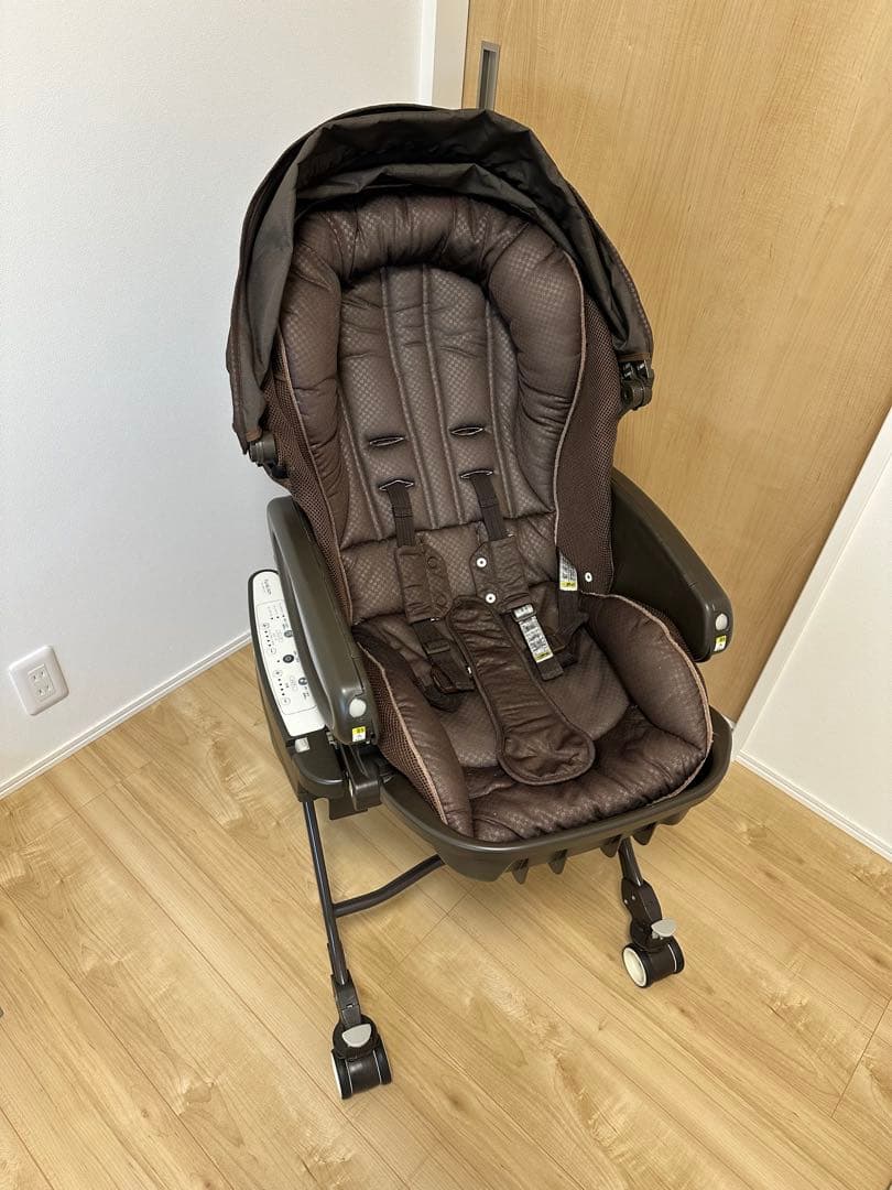 ☆美品☆アップリカ　ユラリズム オート プレミアム プラス　フォルテシモ