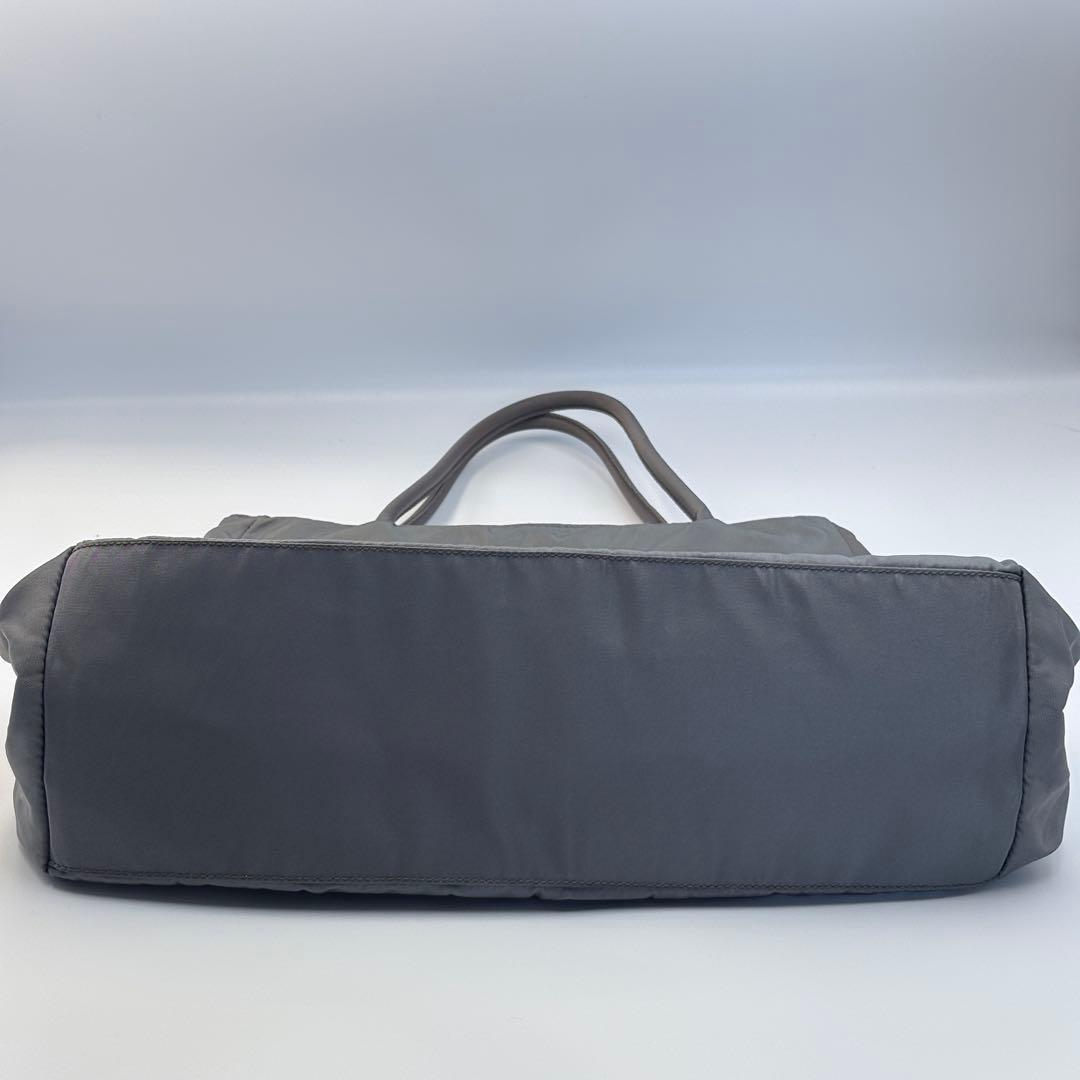 美品PRADAテスートアルデシア トートバッグ グレー A4可保存袋付き