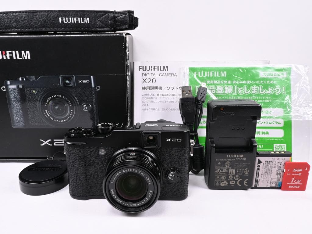【美品】 フジフイルム FUJIFILM X20