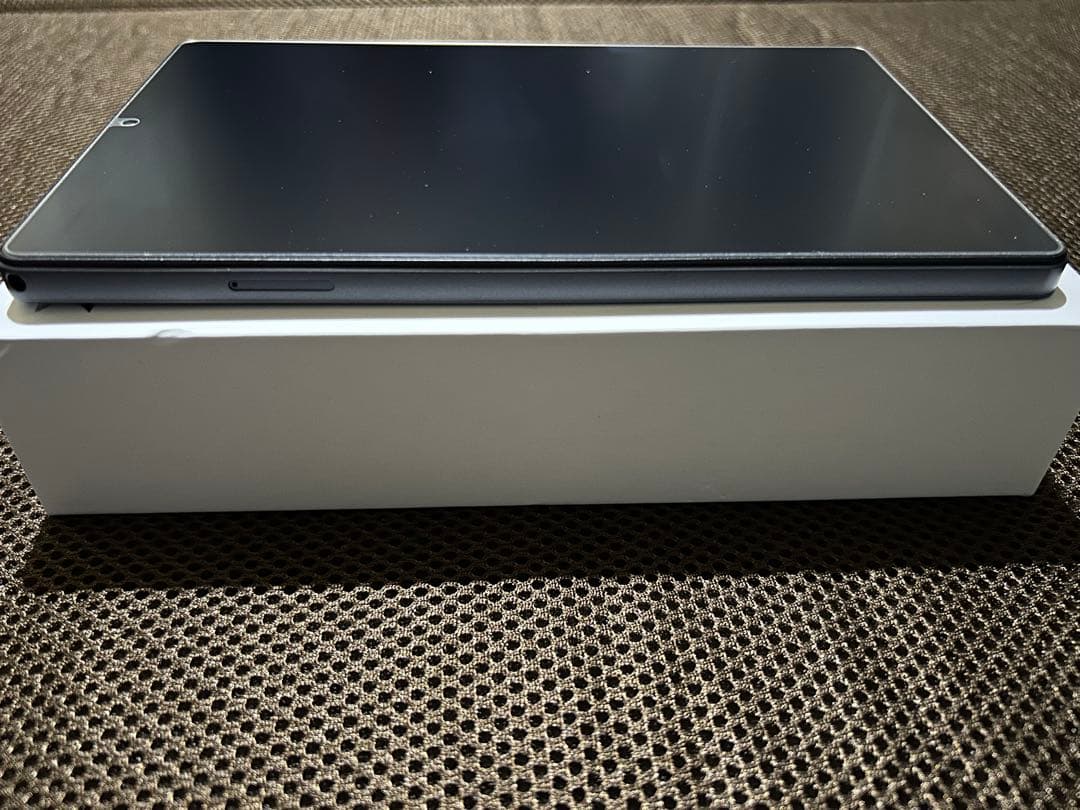 HEAD WOLF タブレット8.4インチF PAD6　 LTE2.5K