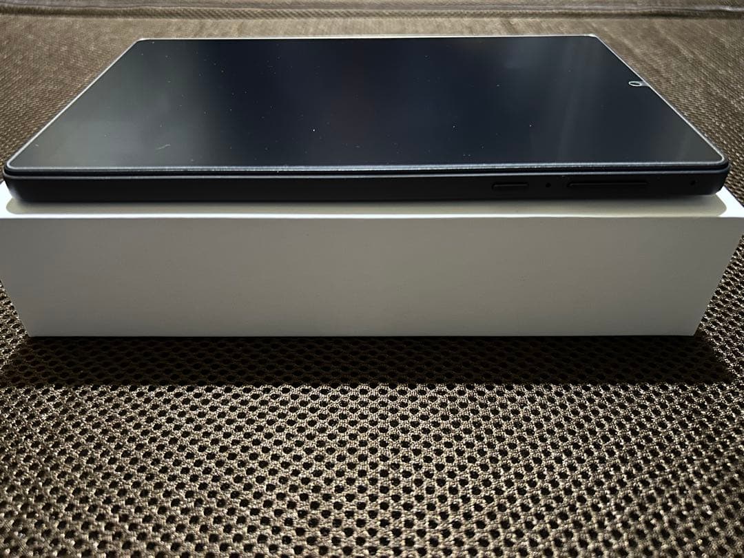 HEAD WOLF タブレット8.4インチF PAD6　 LTE2.5K