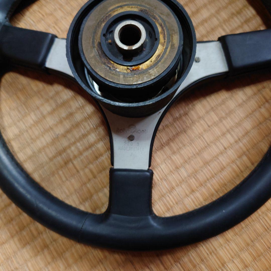 イタルボランテ　ステアリングハンドル