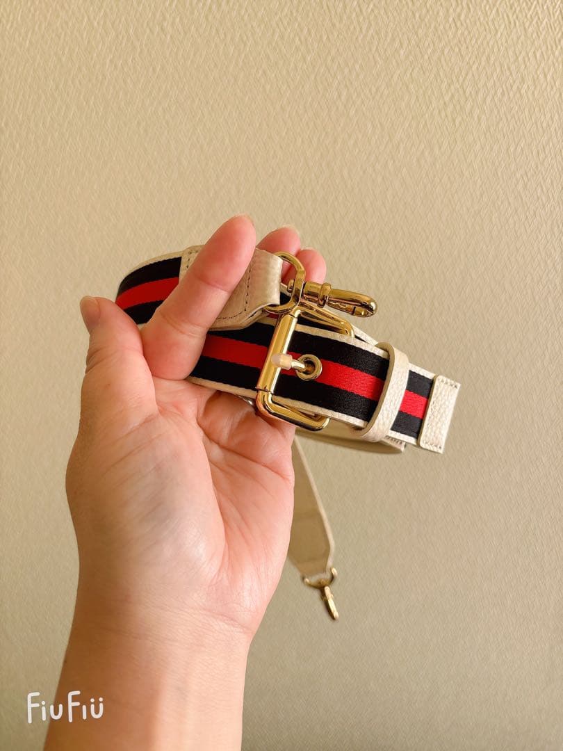 バンドリヤー iPhone15 ホワイト 定価16500円