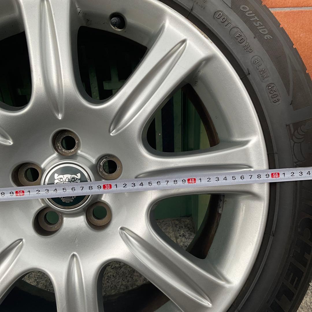ジャガー XJ 18インチホイールとタイヤ