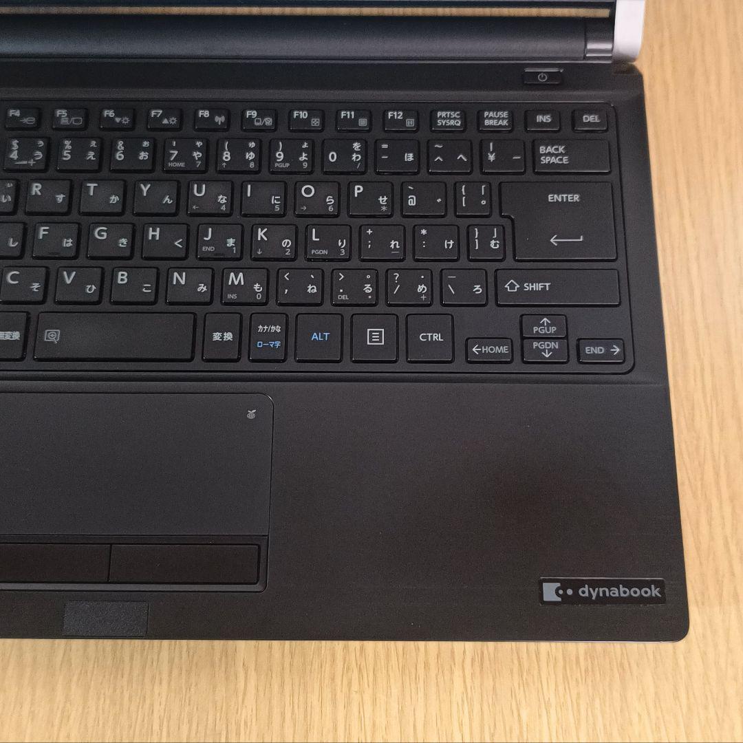 特価✨️薄型ノートパソコン/軽量/新品SSD256GB/メモリ8GB/オフィス付