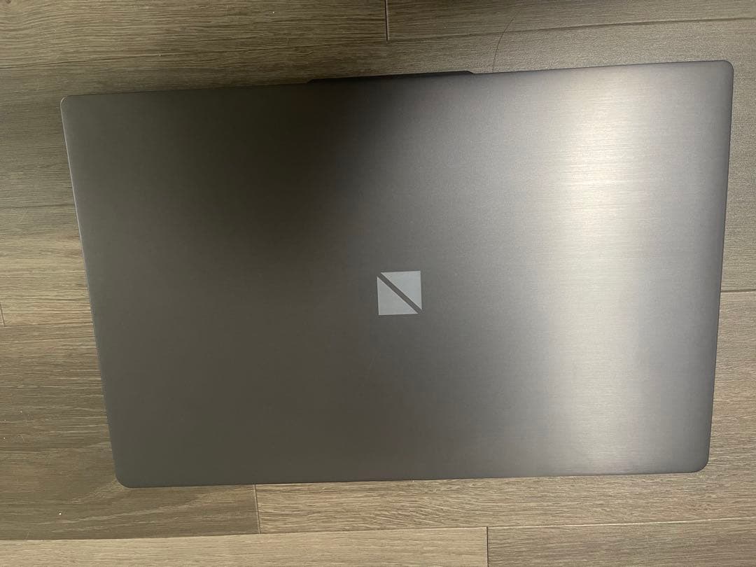 グレー ノートPC Intel搭載