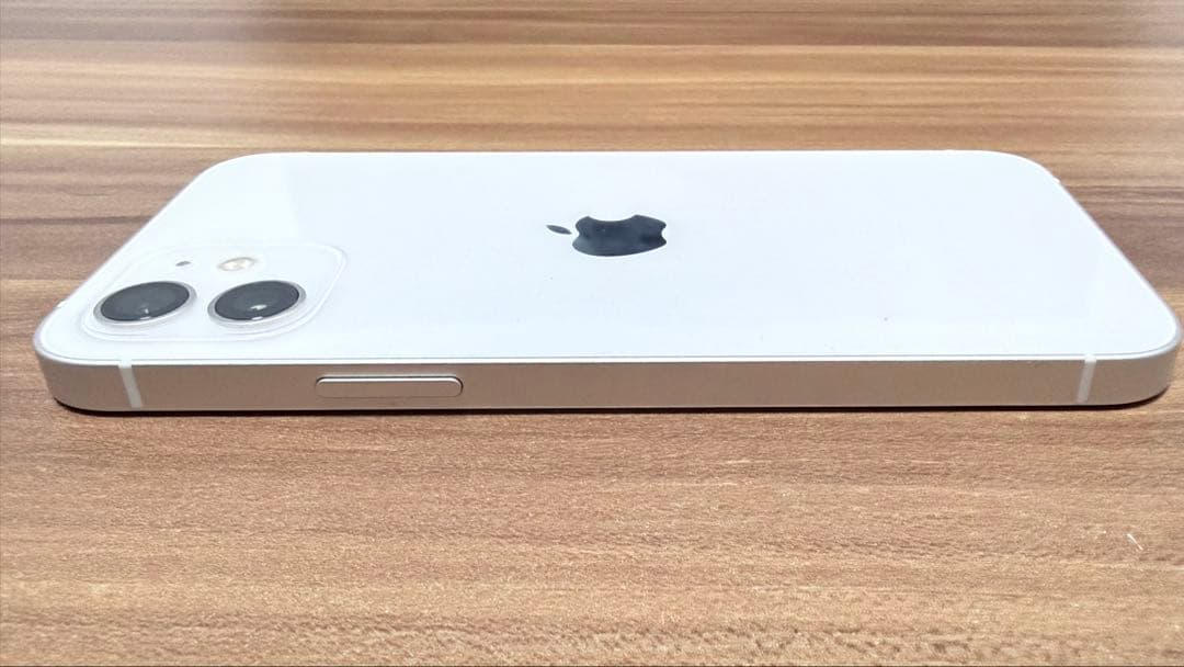 iPhone 12 ホワイト 美品 64GB おまけ多数