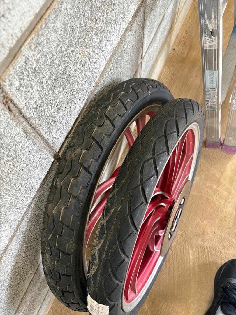 rz50用　ホイールセット　タイヤ付き　バイク