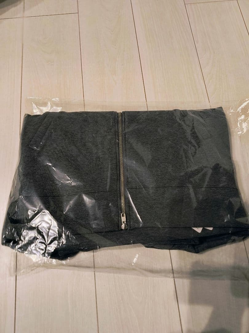 新品未使用　Spick and Spanストレッチジップフードパーカー