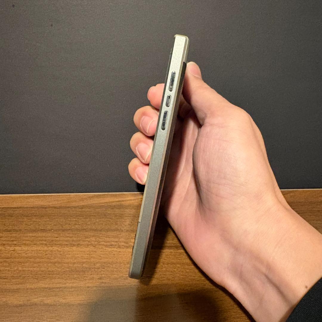 スマートフォン本体 BlackBerry Passport Silver Edition