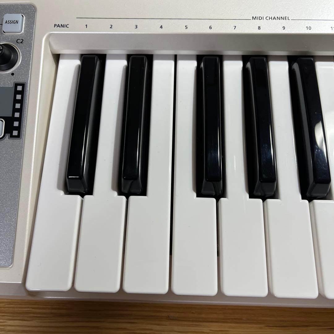 Roland A-49 White ホワイト