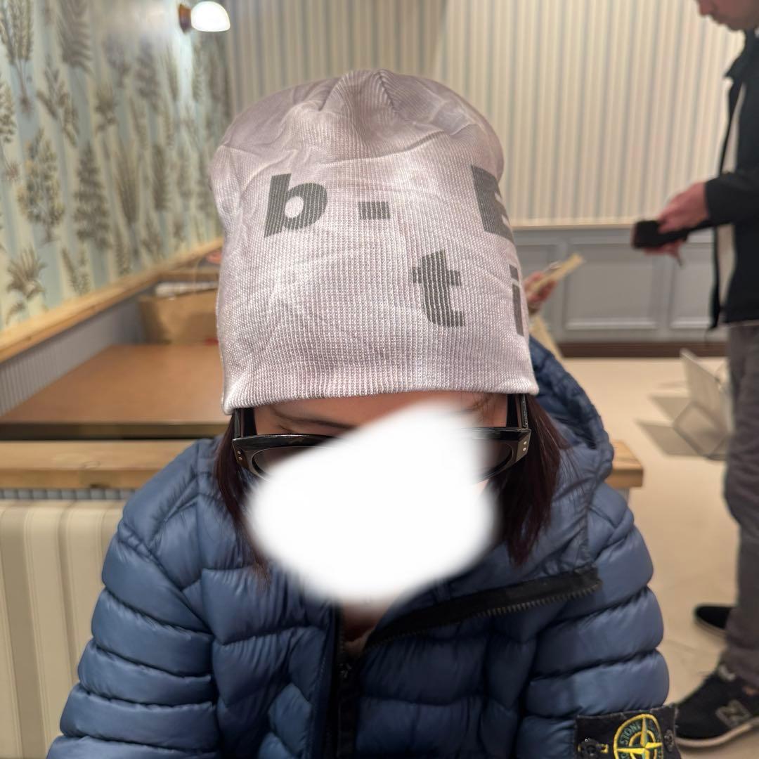 【即完】b.Eautiful 帽子 グレー キャップ ホワイトビーニー