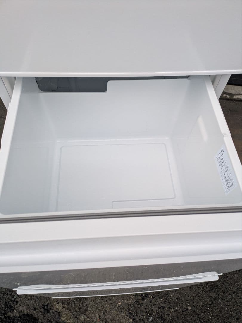 ル*君様 (2024年製)ヤマダ冷蔵庫 YRZ-F28M 283L