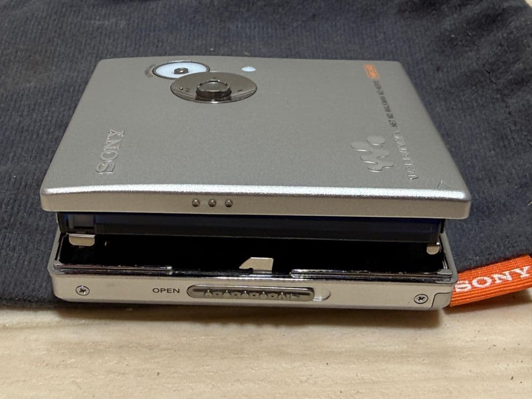 SONY WALKMAN ポータブルカセットプレーヤー MZ-NE810