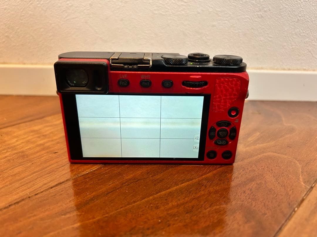 DMC-GM5 レッド12-32mm 純正別売ハンドグリップ付 EVF搭載